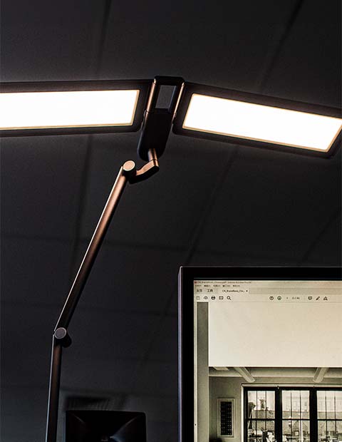 OLED 39 显示器辅助照明