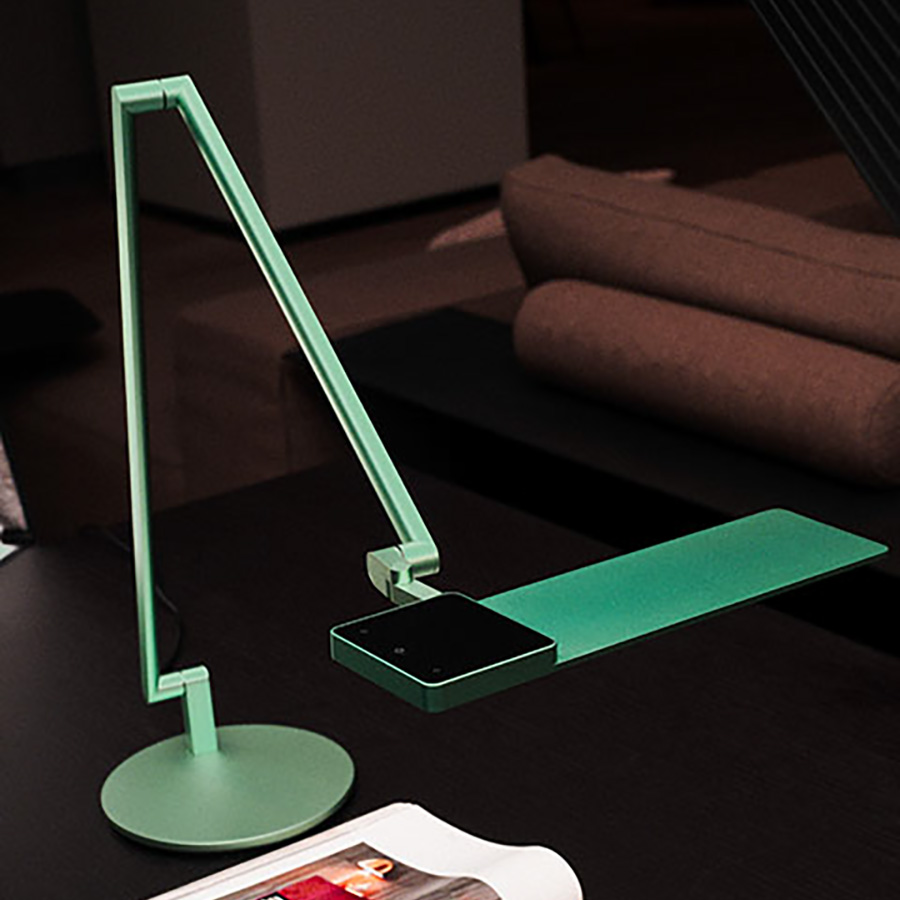 纵横OLED task lamp